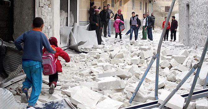 Suriye ordusu öğrencileri vurdu