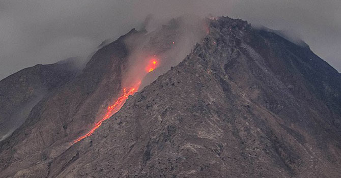 Calbuco yanardağı faaliyete geçti