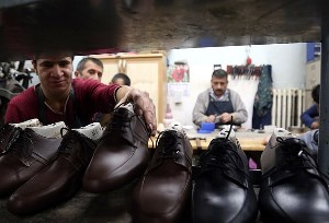 Ayakkabı tamirciliği tarihe karışıyor