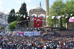 Mesir macunu 475. kez şifa dağıttı