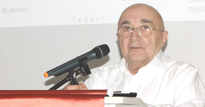 Hücrenin yaşamını düşünüyorum aklım duruyor