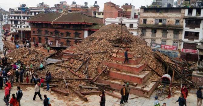 Nepal'da ölü sayısı 3 bini aştı