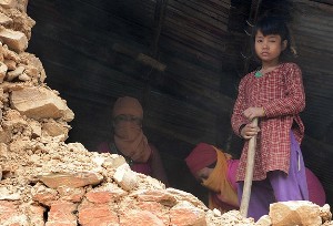 'Nepal'de 1,7 milyon çocuk acil yardıma muhtaç'