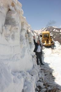 Mayıs ayında 5 metre kar!