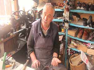 Tamir etmek yerine yenisini tercih ediyoruz