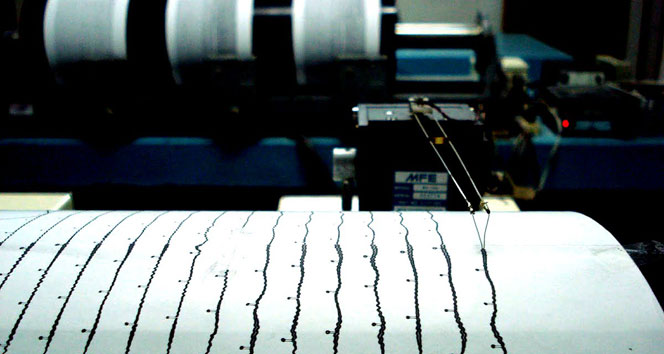 Japonya'da 5,6 büyüklüğünde deprem