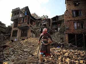 Nepal'de 650 bin kişi evsiz kaldı