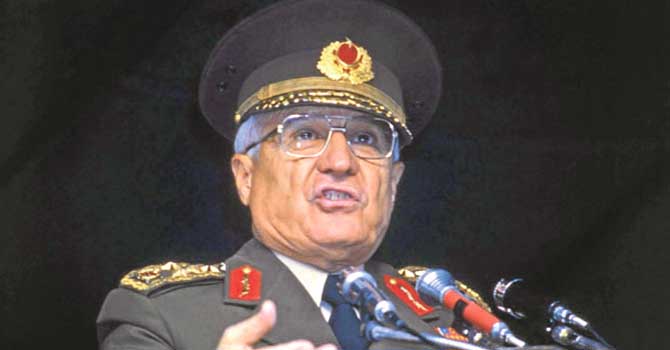 Darbeci Paşa Kenan Evren hayatını kaybetti