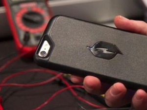 Radyo dalgalarıyla sarj eden kılıf