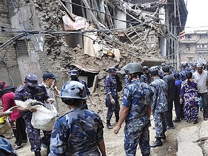 Nepal'deki ikinci depremde 36 kişi öldü