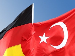 Türk hackerlar Almanya'ya cezayı kesti