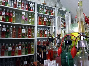 Kolonyaları anıları taze tutmak için imal ediyor