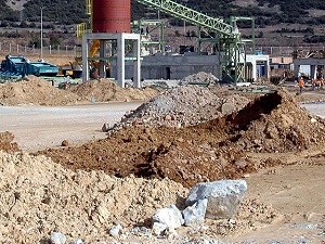 Guyana'da yasa dışı altın madeni çöktü