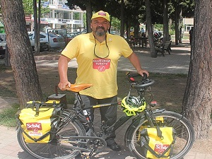"Glutensiz Türkiye" için pedal çeviriyor