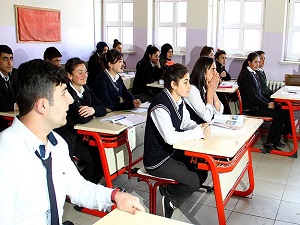 Liseye geçişte ek puan uygulaması kaldırıldı