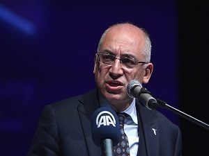 "Türkiye bölgedeki gerginliklere rağmen büyüyor"