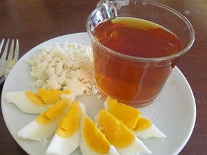 'Kahvaltıda yumurtanın yanında bunu içmeyin'