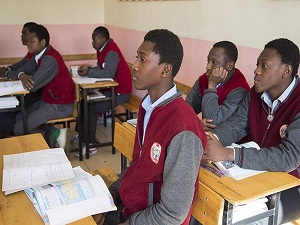 Uluslararası İmam Hatip Liselerinde mezuniyet heyecanı