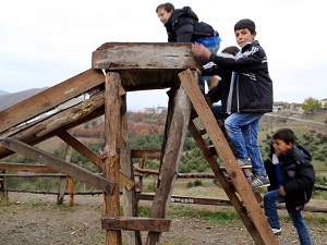 Öğretmenleri sayesinde parka kavuştular