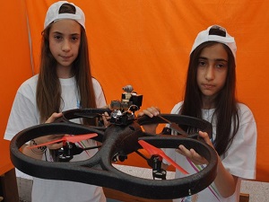 Çorumlu öğrenciler mini "İHA" üretti