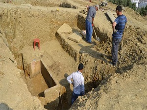 Gemlik’te 2200 yıllık lahit bulundu