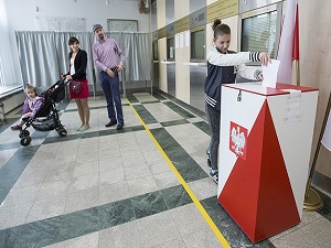 Polonya'nın yeni cumhurbaşkanı Duda oldu