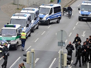 Almanya'da camiye çirkin saldırı