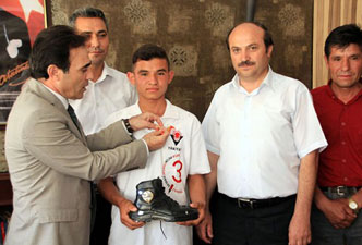 Mersinli mucite cumhuriyet altını