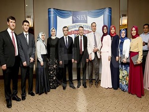 Şifa Üniversitesi ilk mezunlarını veriyor