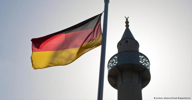 Almanya'nın İslam'ı resmen tanımaması için bahanesi yok