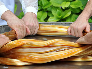 Avusturya'da pişmaniye festivali