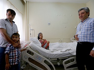 Anne karnındaki bebeğe ameliyat