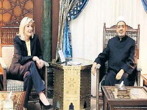 Le Pen, El Ezher’den gerçek İslam’ı dinledi