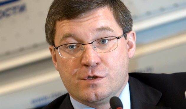 Rus vali Kur'an meali istedi!