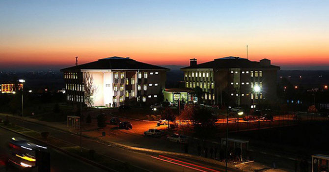 Bu kütüphane 7 gün 24 saat açık