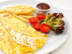 Omletinize ekleyebileceğiniz 10 harika malzeme