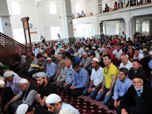 'İslam ırkçılığın her türlüsünü reddeder'