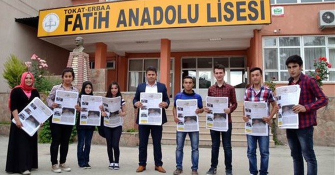 Liselilerden Osmanlıca gazete