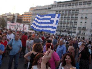 Yunanistan'da Çipras'a destek gösterisi