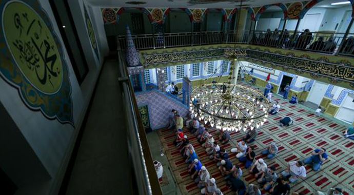 İlk teravih Saat kaçta kılınacak? 2018 İl il ilk teravih vakitleri