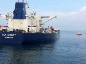 Petrol yüklü Liberya gemisi karaya oturdu