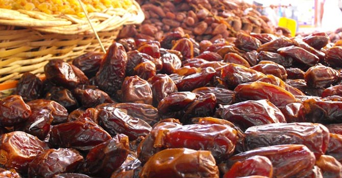 Ramazan yaklaşıyor, hurma tezgahlara indi