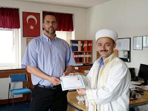 Ramazan'ın ilk gününde müslüman oldu!