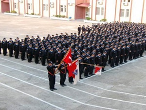 Polis olmak isteyenlere müjde!