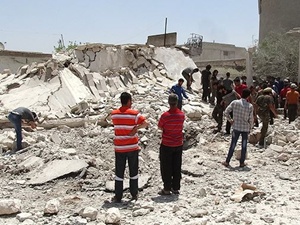 Bombaların altında Ramazan