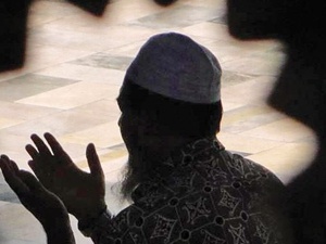 Fakirlikten kurtulmak için okunacak dualar