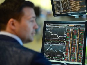 Küresel piyasalarda Yunanistan endişesi sürüyor