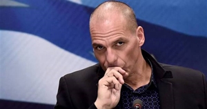 Yunanistan'ın 6 aylık yakıtı, 4 aylık ilacı kaldı