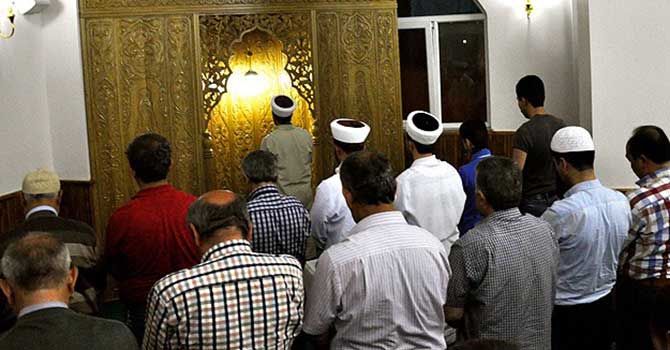 Enderun usulü teravih namazı ilgi görüyor