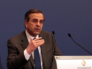 Yunanistan'da Samaras istifa etti